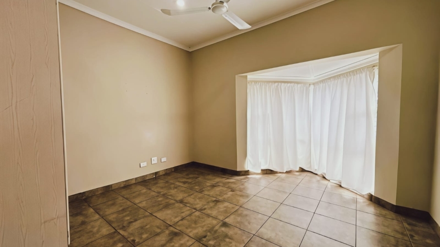 2 Bedroom Property for Sale in Dassie Rand North West